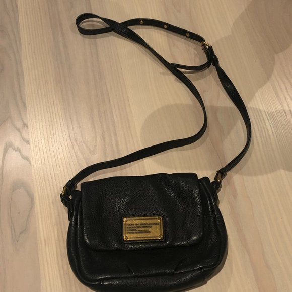 Marc by Marc Jacobs black crossbody bag - Picture 1 of 2